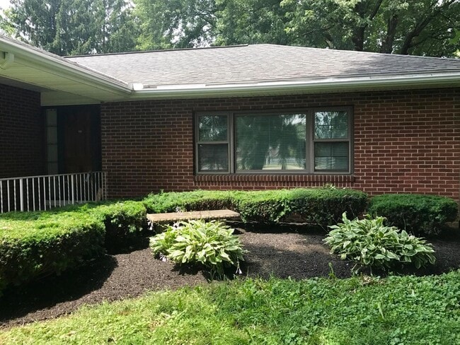 Photo - 10101 Johnstown Rd