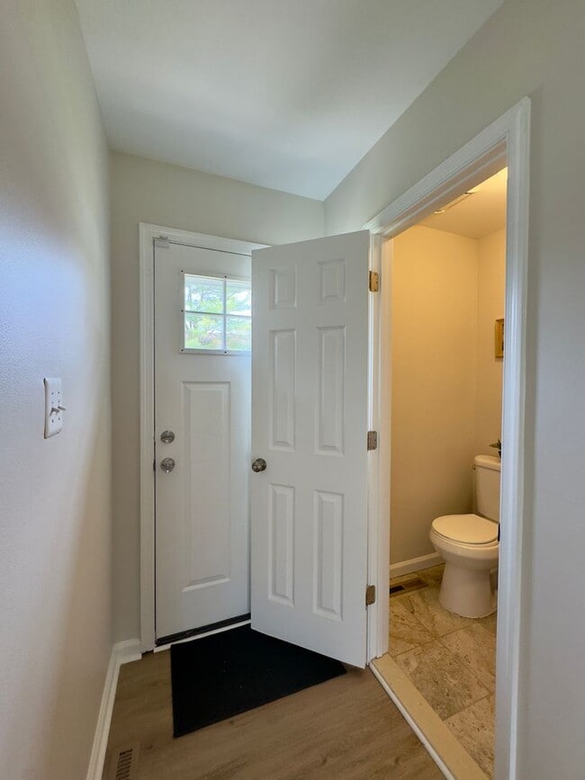 Photo - Charming 3 Bedroom/2 Full Bath/2 Half Bath Townhome in Parkville, MD!