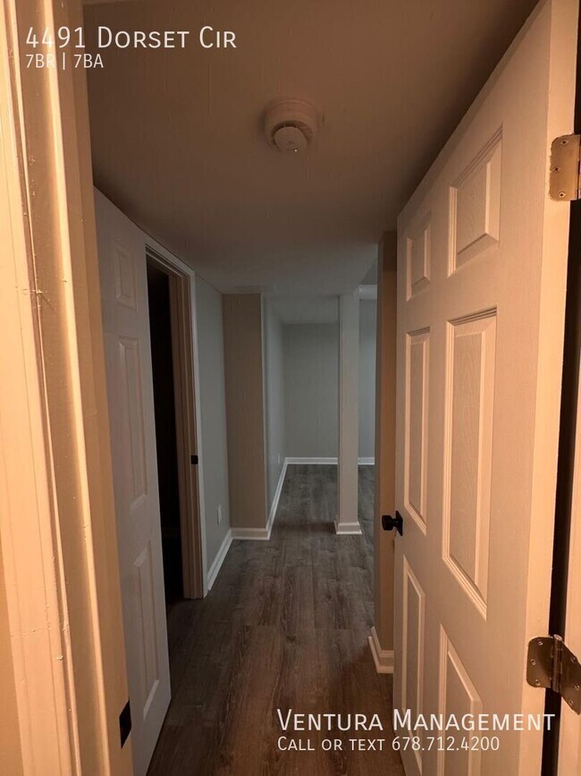 Photo - 4491 Dorset Cir