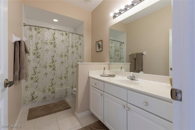 Photo - 7030 Lone Oak Blvd