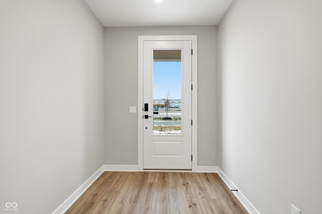 Photo - 420 Elite St