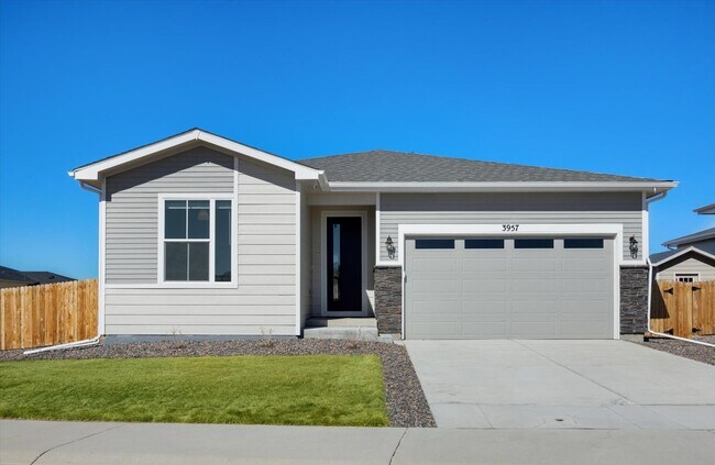Photo - Gorgeous Ranch Home in The Oaks of Castle ...