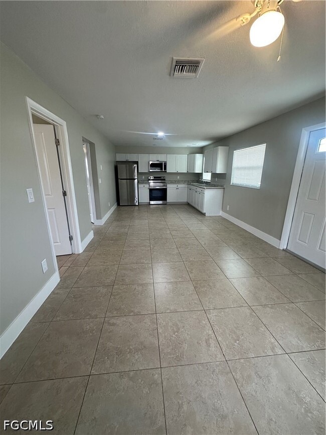 Photo - 16920 Carmen Ave