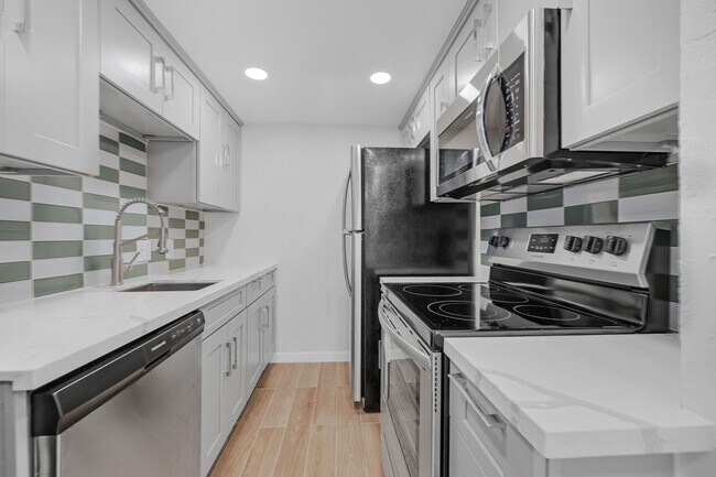 Photo - 7520 Hornwood Dr Unidad 704