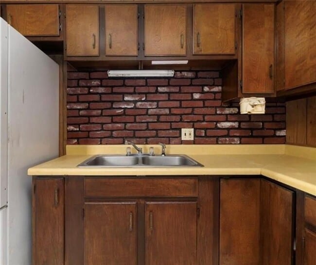 Photo - 14 Douglas St