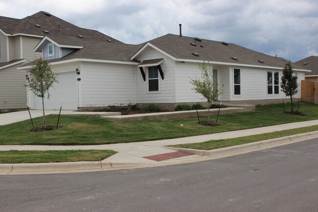 Building Photo - 108 White Dunes Dr