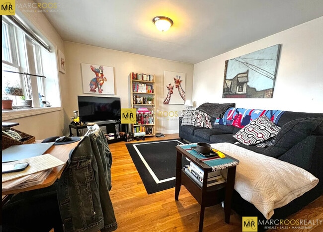 Photo - 678 Bennington St Unit 1