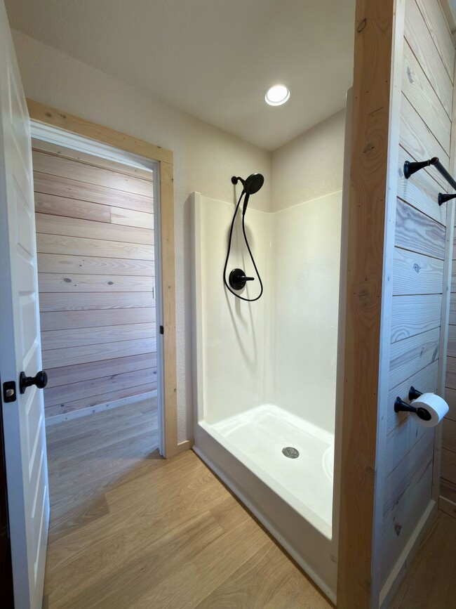 Photo - 4439 Jug Factory Rd