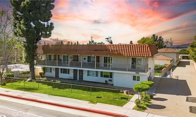 Building Photo - 5593 Pioneer Blvd