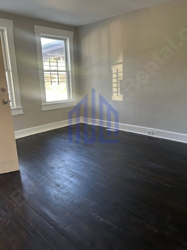 Photo - 2761 Baker St Unit 1