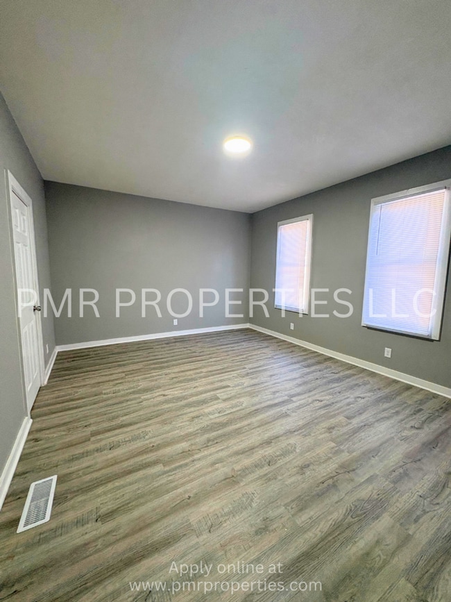 Photo - 2 Bedroom / 1 Bathroom