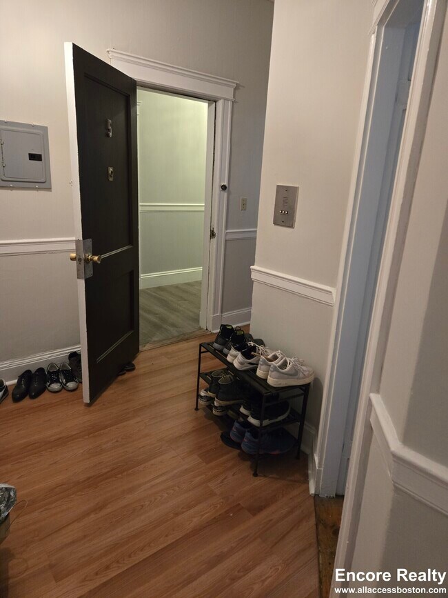 Photo - 88 Linden St Unit #7