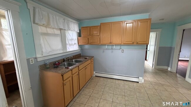 Photo - 182 Beechwood Ave