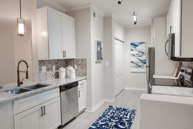 Building Photo - Cortland Fossil Creek Rental