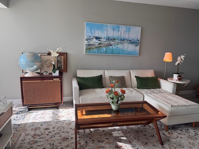 Photo - 33 S Gulfstream Ave Unidad 409