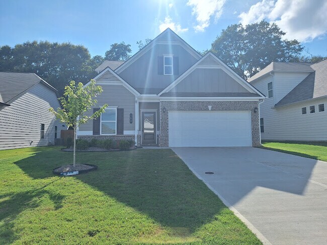 Photo - 160 Marion Dr