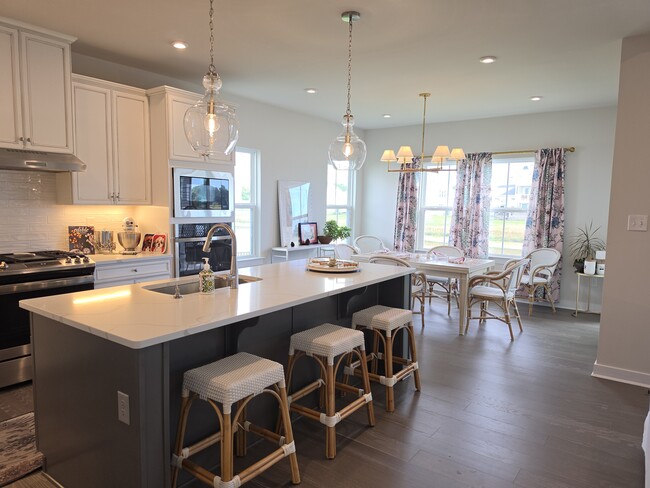 Building Photo - 28050 Purple Martin Cir