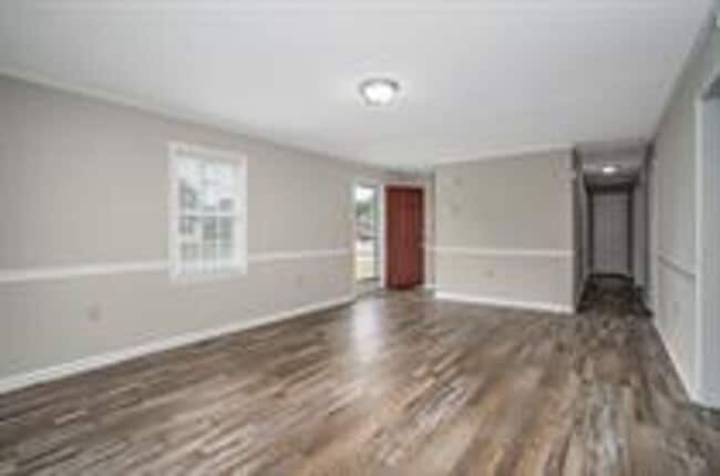 Photo - Brick 3 Bedroom 2 Bathroom Ranch