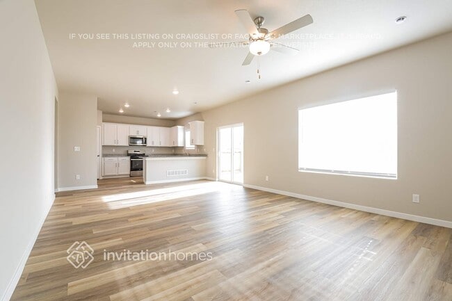 Photo - 2154 Alyssa St