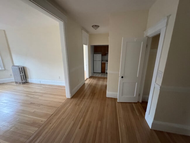 Photo - 1127 Commonwealth Ave Unidad 10