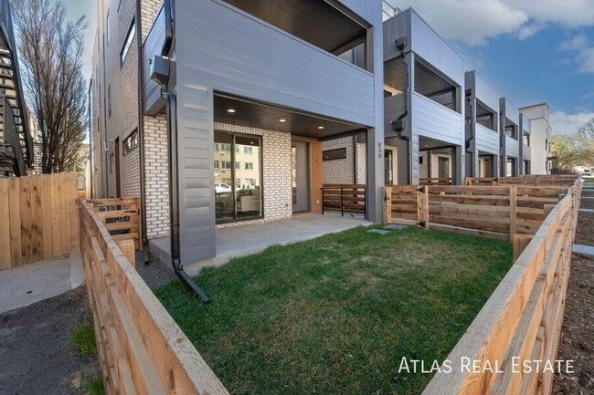 Photo - 830 Cherry St Unit 1