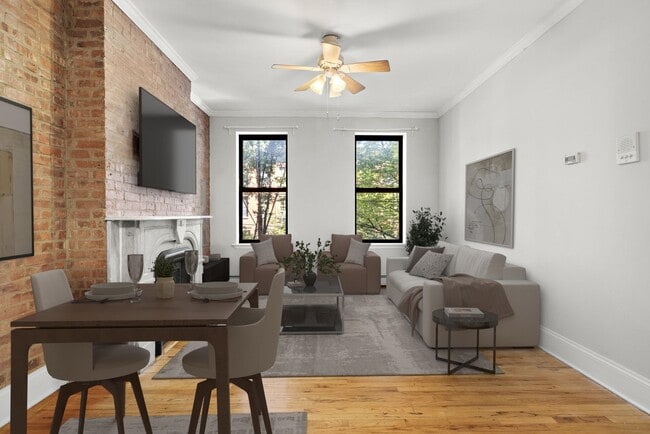 Building Photo - 227 3rd St Unit 2R Rental