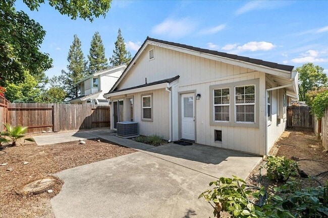 Photo - Updated Contemporary 3 Bed / 2 Bath Home w...