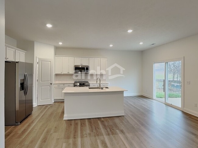 Photo - 203 Kramer Mills Dr