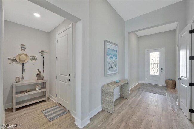 Photo - 17673 Kinzie Ln