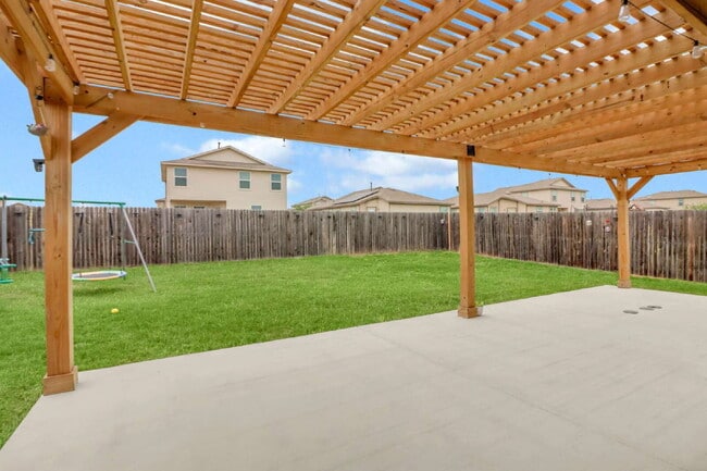Photo - 6463 Legato Curv