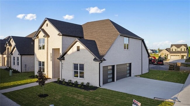 Photo - 431 Hedge Dr