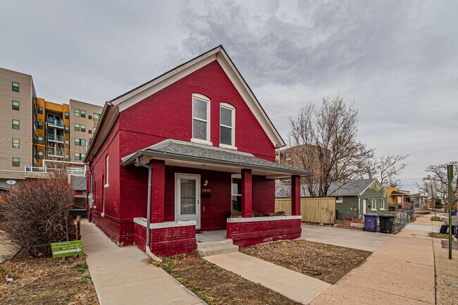 Photo - 4BD, 2BA Sun Valley Home with Large Driveway for Parking