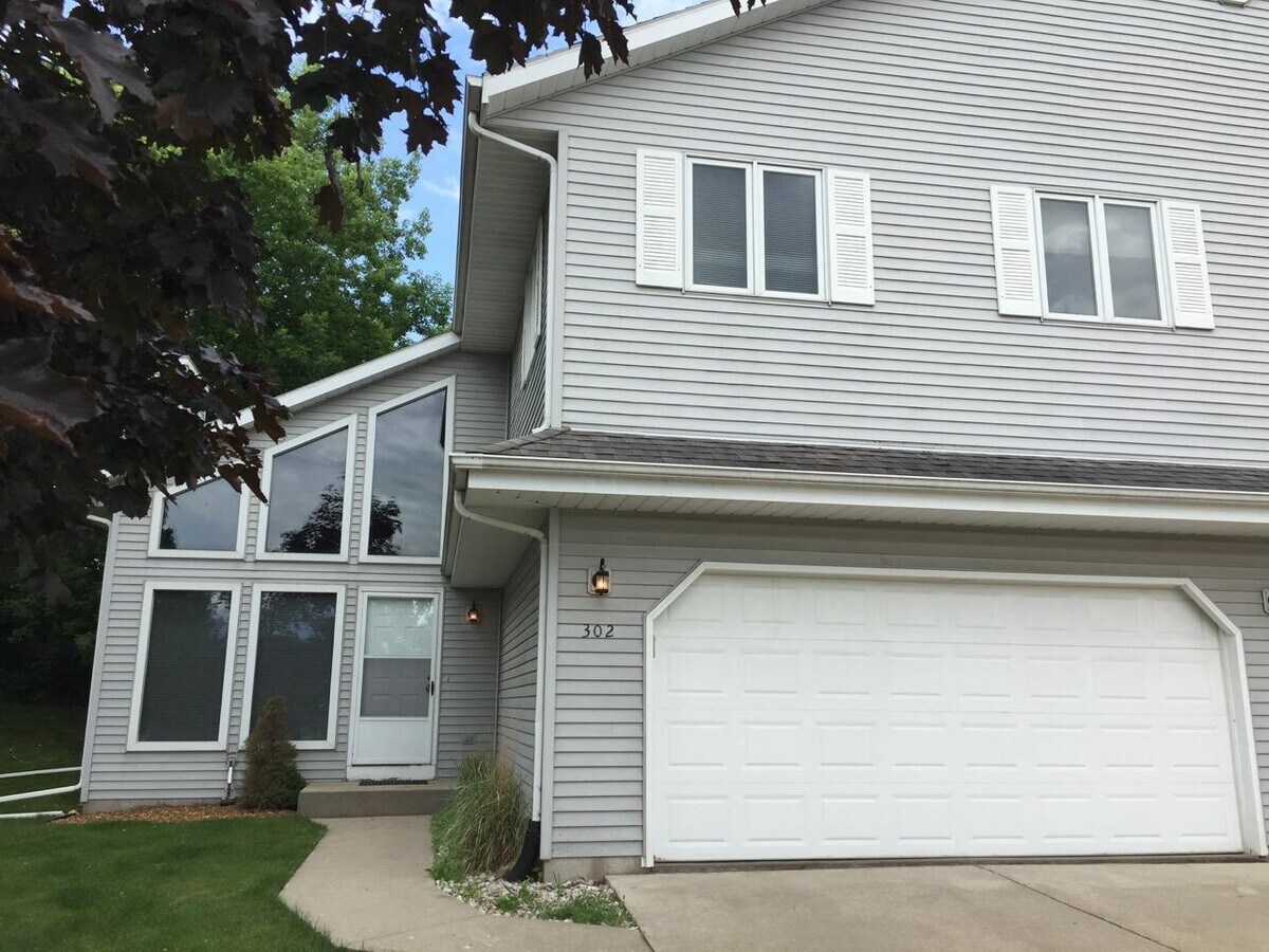 Photo - 302 Nicole Ct Townhome