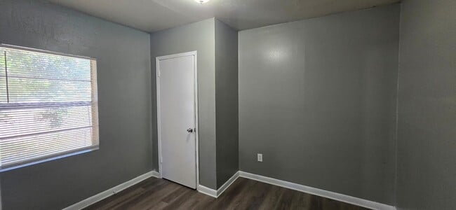 Photo - 829 Texas Ave