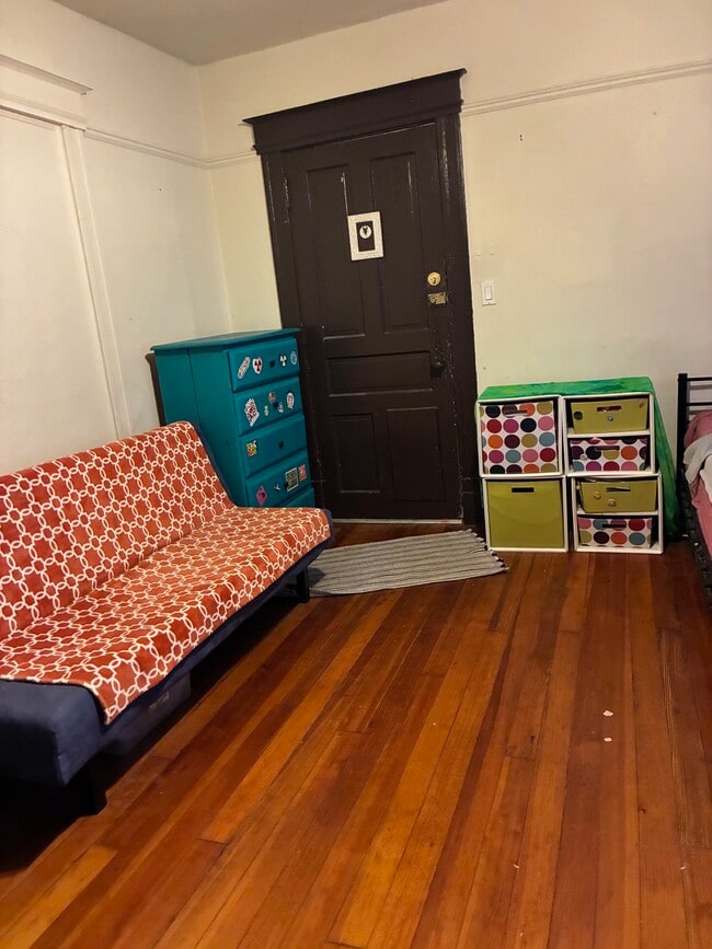 Photo - 2078 Atwood Ave Unit C