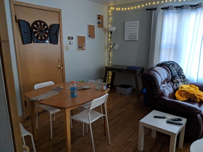 Photo - 3340 N Downer Ave Unidad Lower