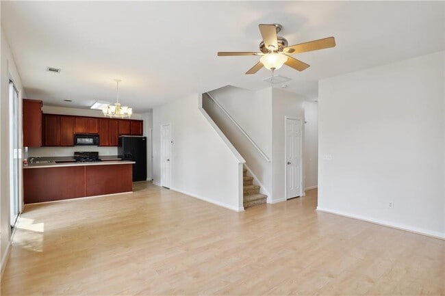 276 Hiawassee Dr