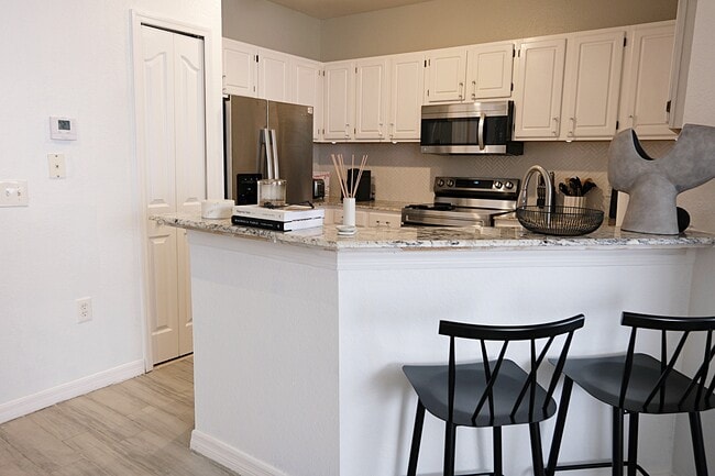 Kitchen - 2923 Shadow View Cir Unit 2923 Shadow View Cir
