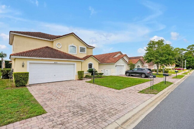 "Furnished 4-Bedroom Pool Home – Comfort and Style in Davenport"
