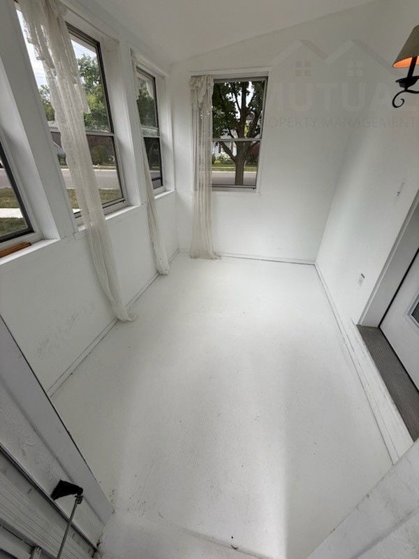 Photo - 381 Kerby Rd