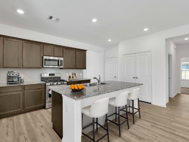 Photo - 3806 Rock Ledge Dr