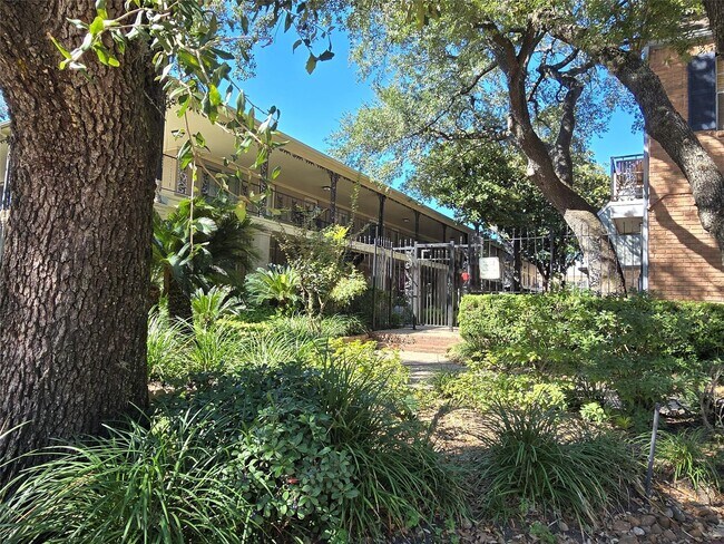 Photo - 11550 Chimney Rock Rd Unit 312