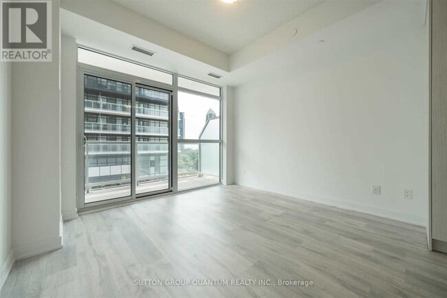Photo - 251 Manitoba St Unit 614