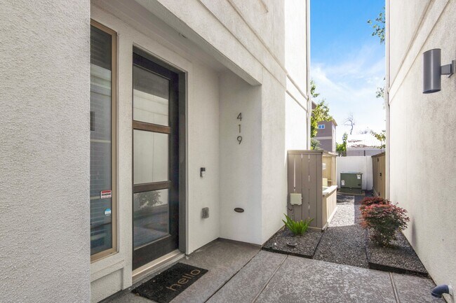 Photo - 419 T C Jester Blvd