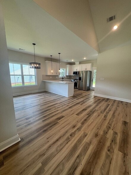 201 Oak Ave
