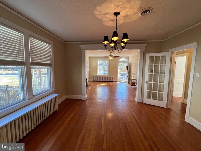 Photo - 1502 Greycourt Ave