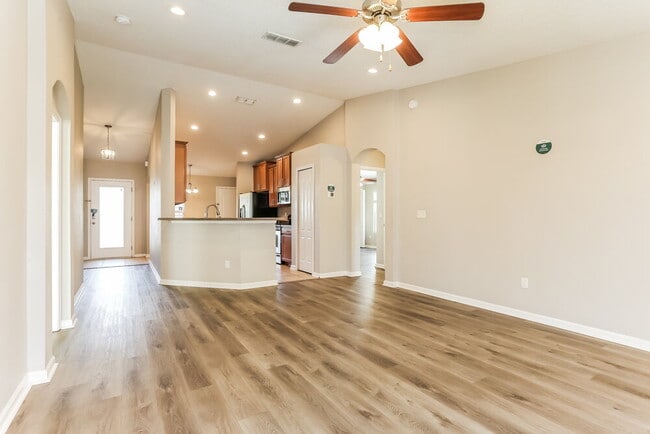 Photo - 9408 Wordsmith Way