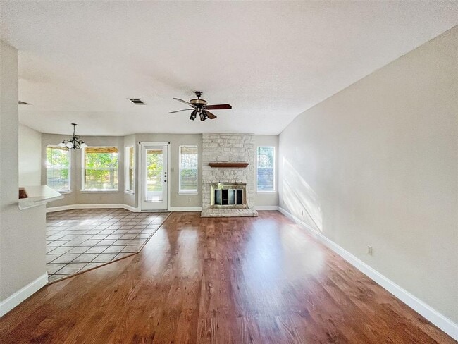 Photo - 7506 Callbram Ln
