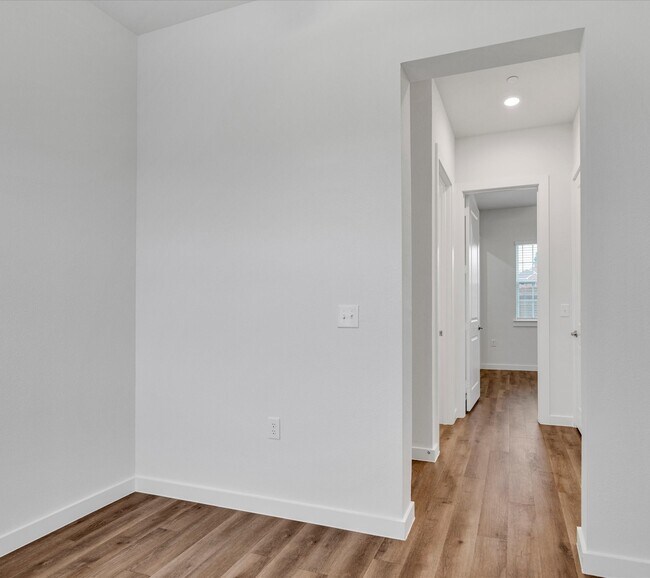 Photo - 2709 Rockhill Rd
