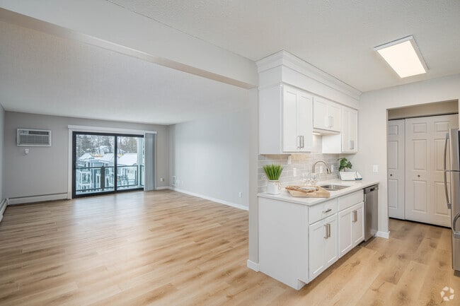 2BR,2BA - 995SF - Living Room